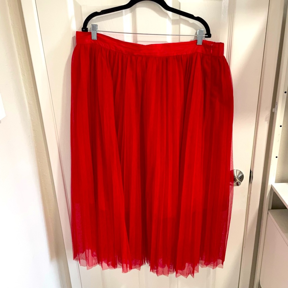 ELOQUII - Red Tulle Ruffled Skirt - Size 20